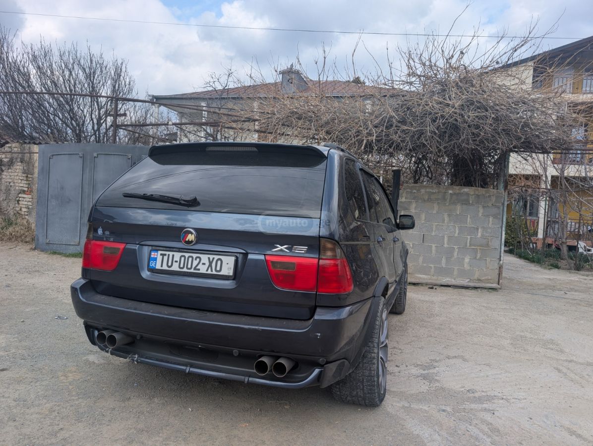 BMW X5 2004 — photo 2
