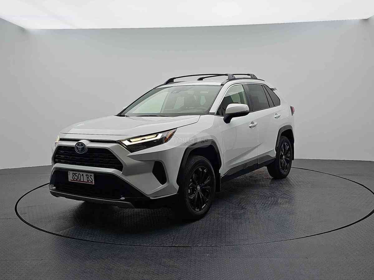 Toyota RAV4 2023 — photo 2