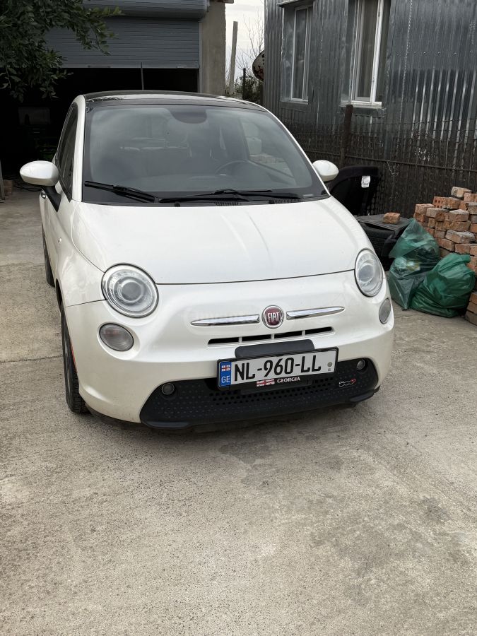 Fiat 500e 2013 — photo 2