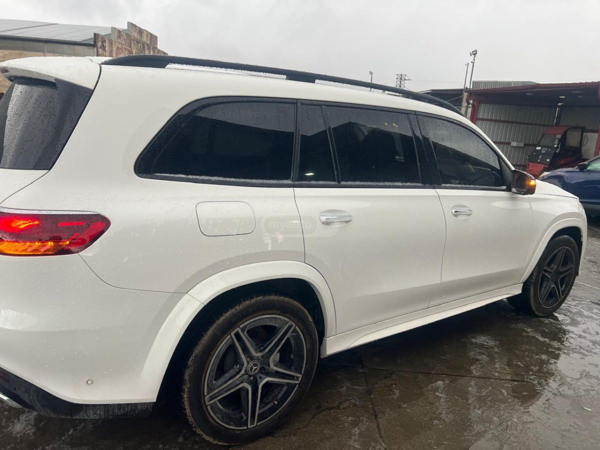 Mercedes-Benz GLS 450 AMG 2024 — photo 2