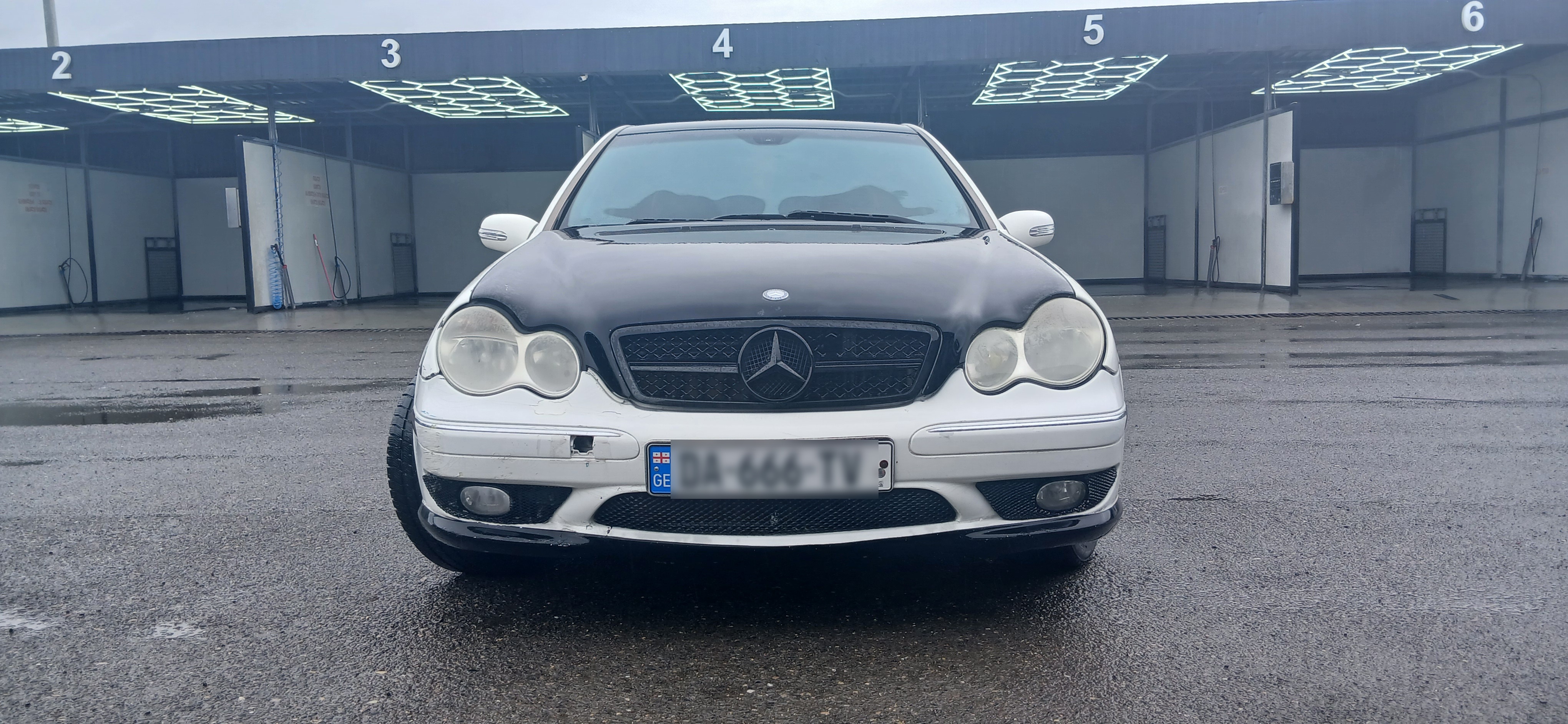 Mercedes-Benz C 230 2006 — photo 2