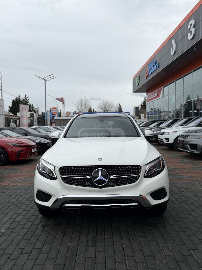Mercedes-Benz GLC 350 2018 — photo 2