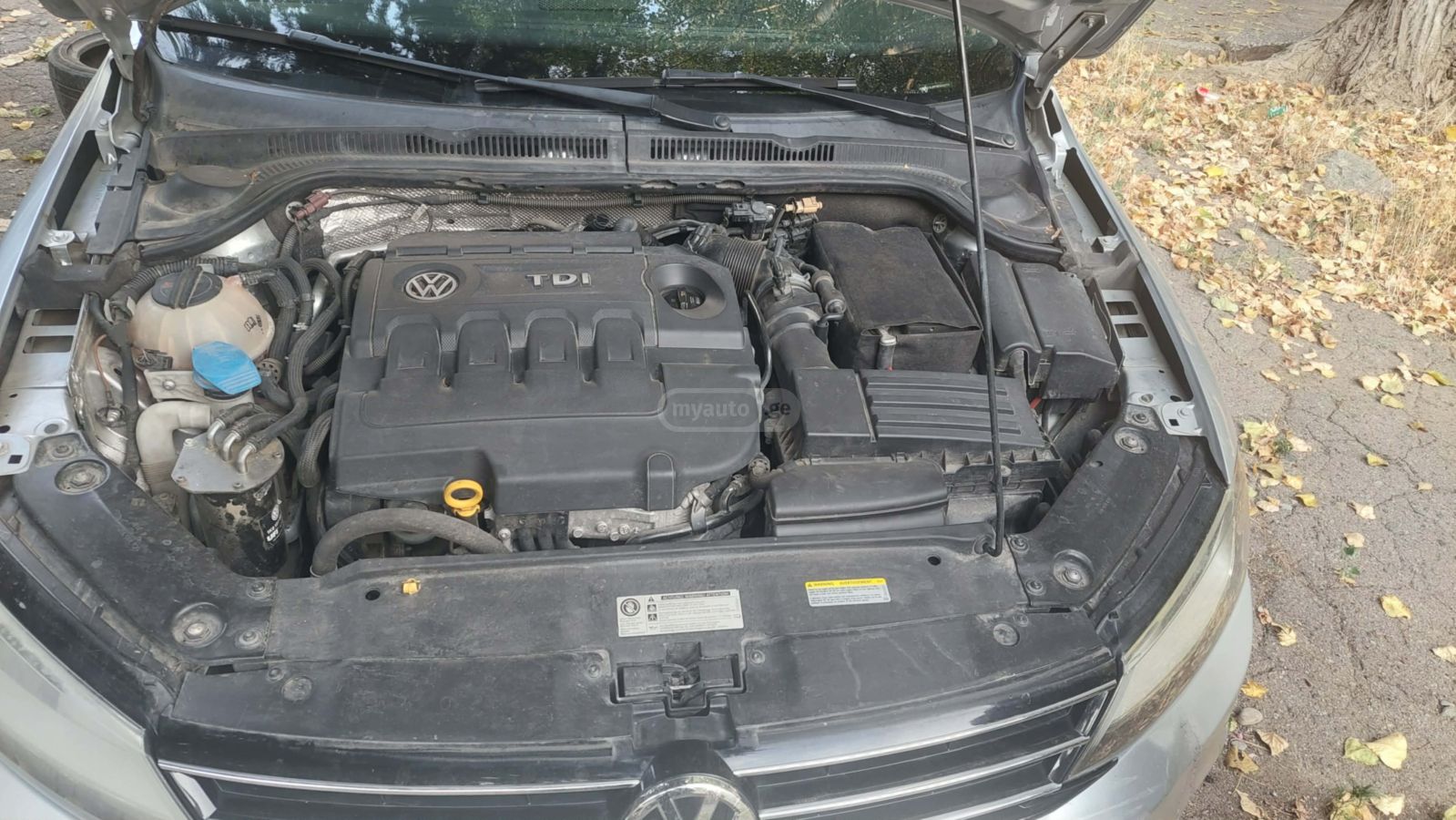 Volkswagen Jetta 2015 — photo 2