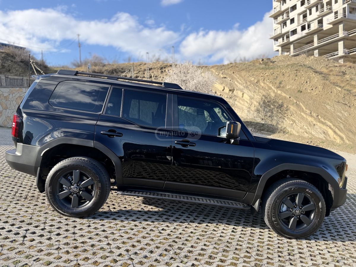 Toyota Land Cruiser Prado 2025 — photo 2