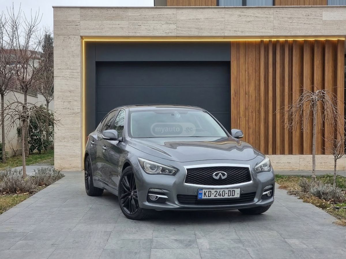 Infiniti Q 50