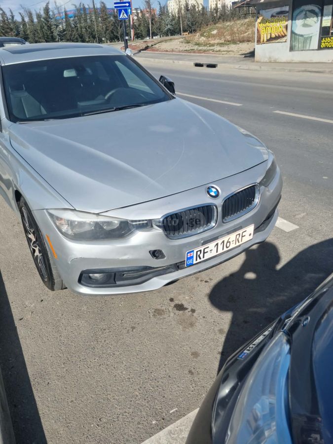 BMW 320 2015 — photo 2