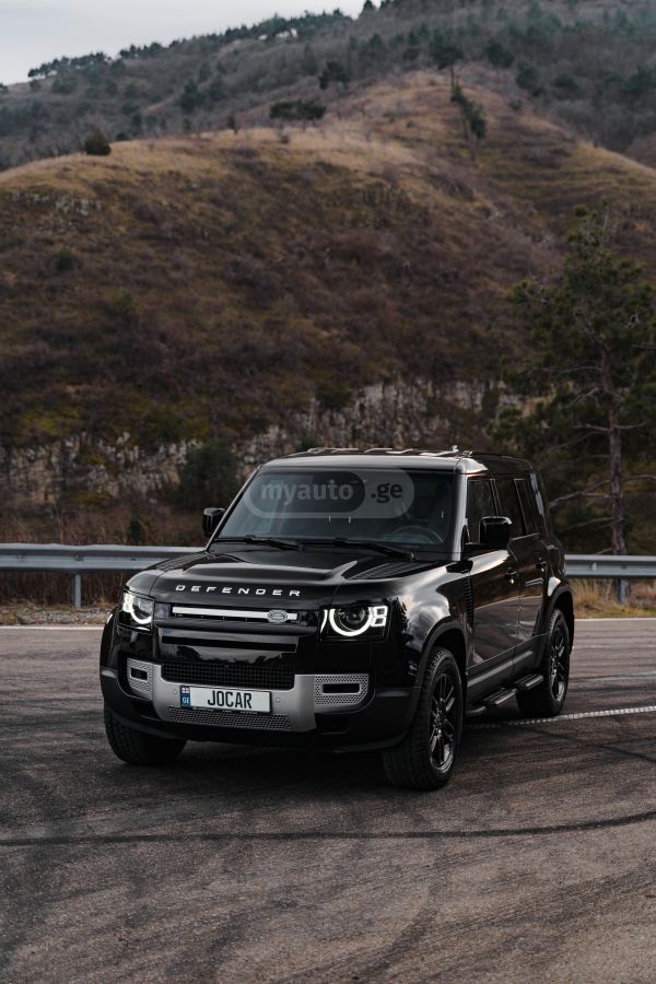 Land Rover Defender 130 2025 — photo 2