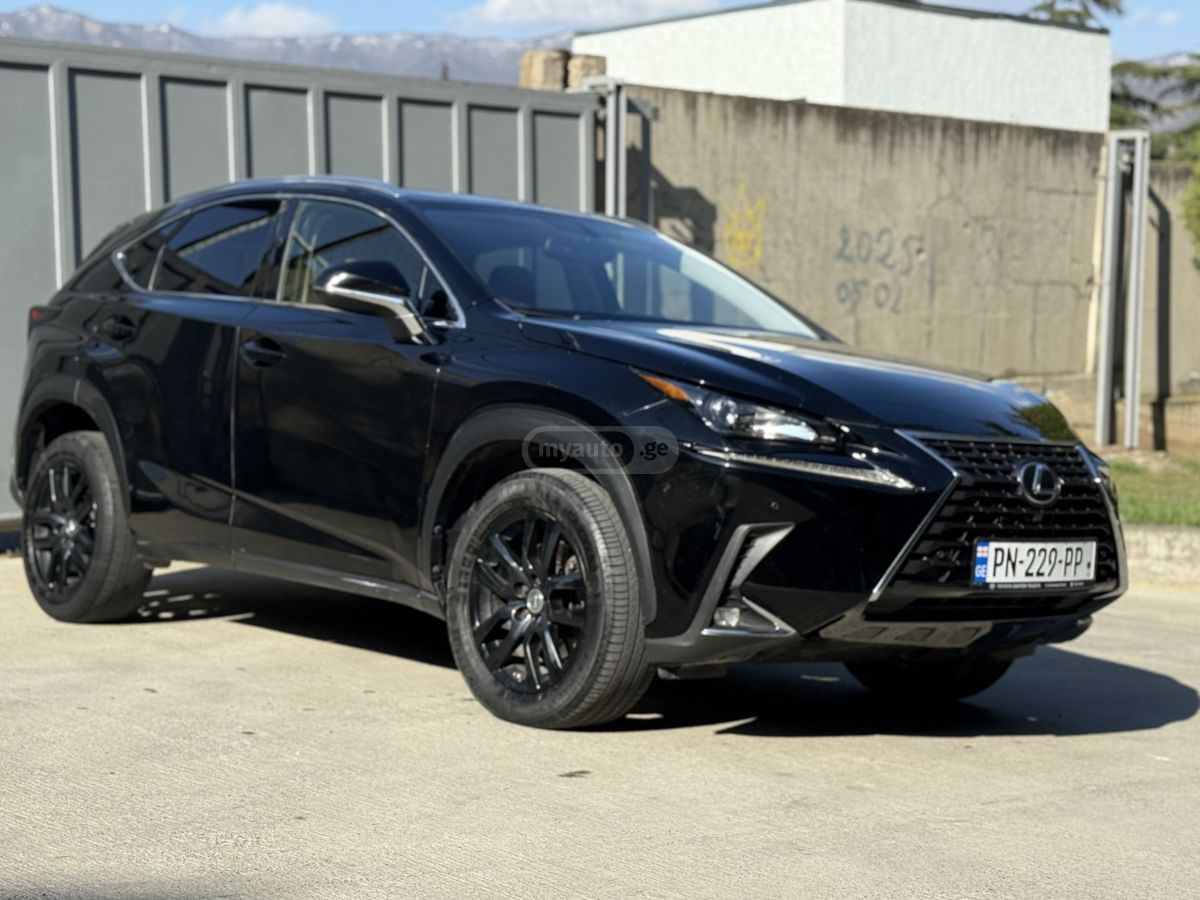 Lexus NX 200