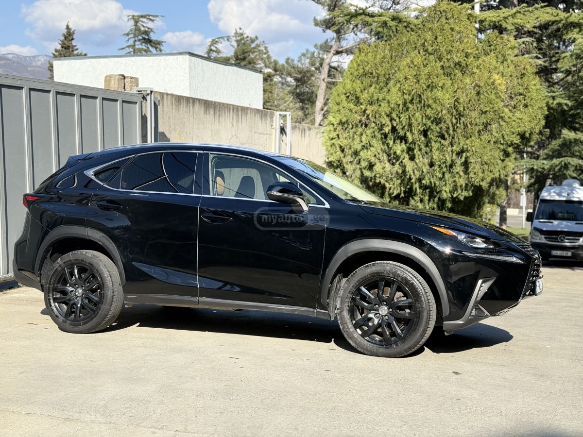 Lexus NX 200 2015 — photo 2