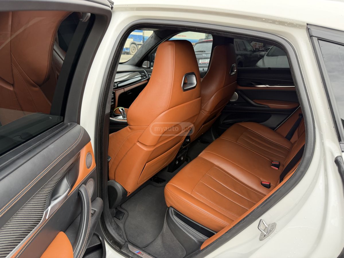 BMW X6 2018 — photo 2