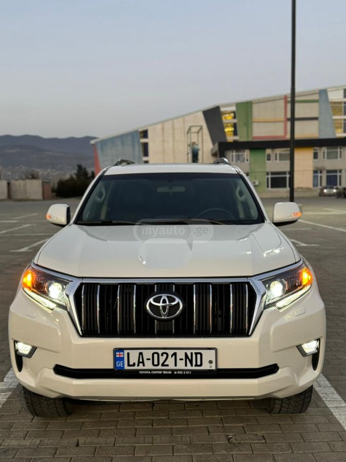Toyota Land Cruiser Prado