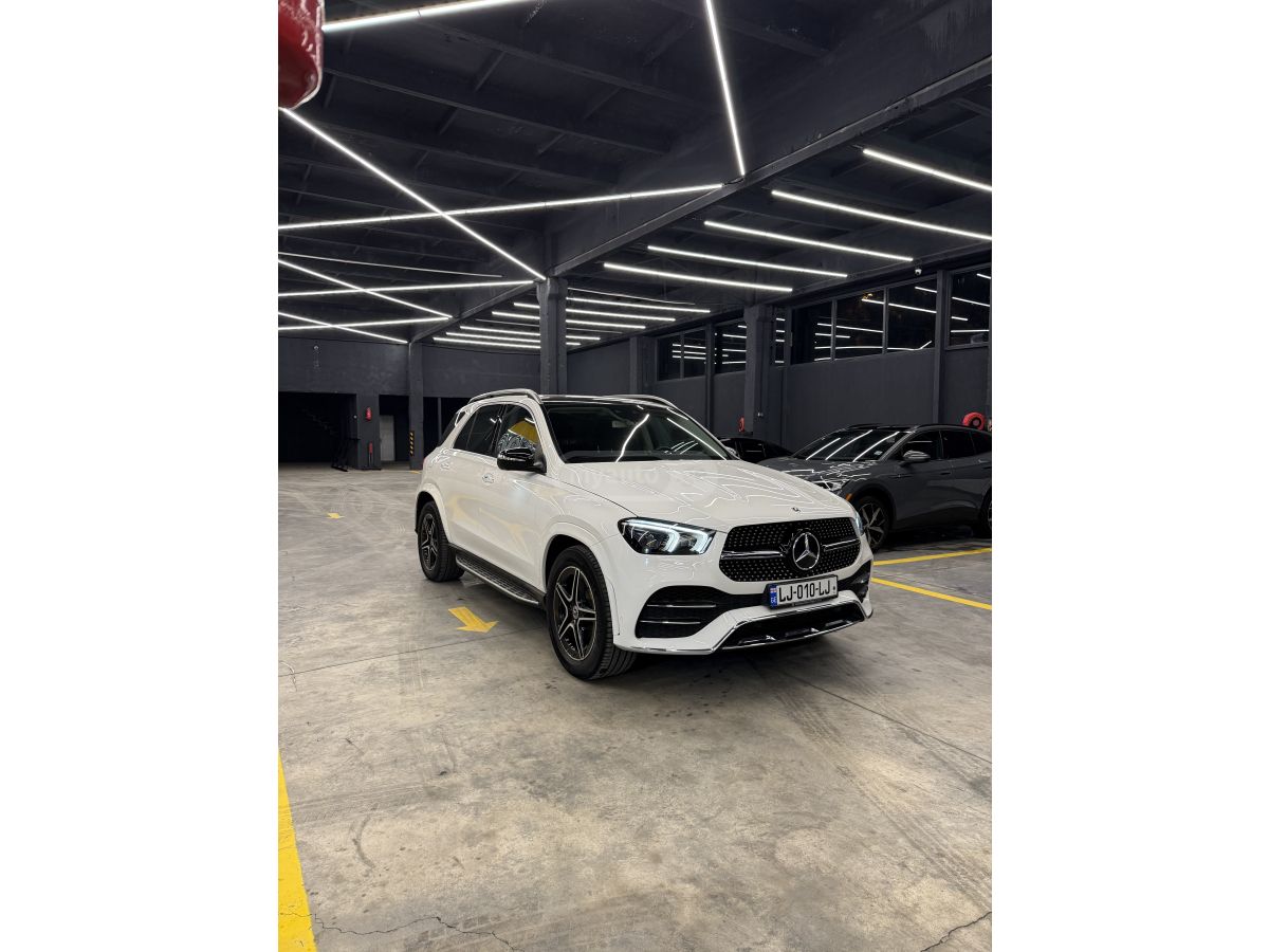 Mercedes-Benz GLE 450 AMG 2019 — photo 2