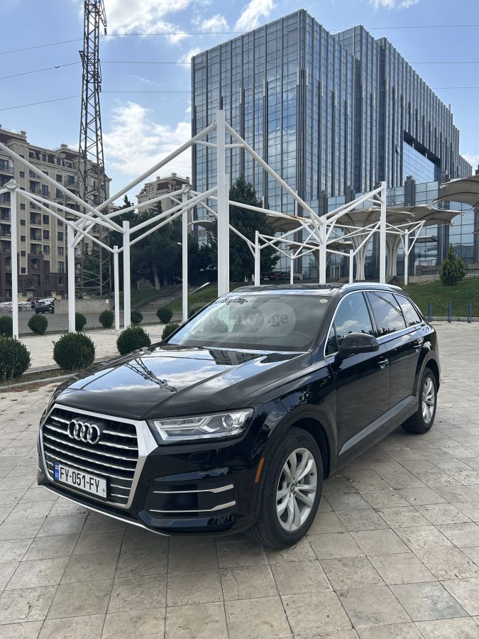 Audi Q7 2017 — photo 2