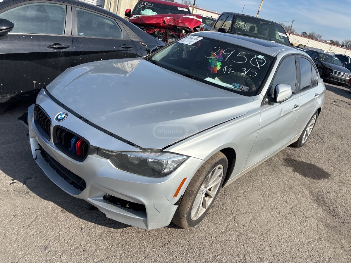 BMW 320