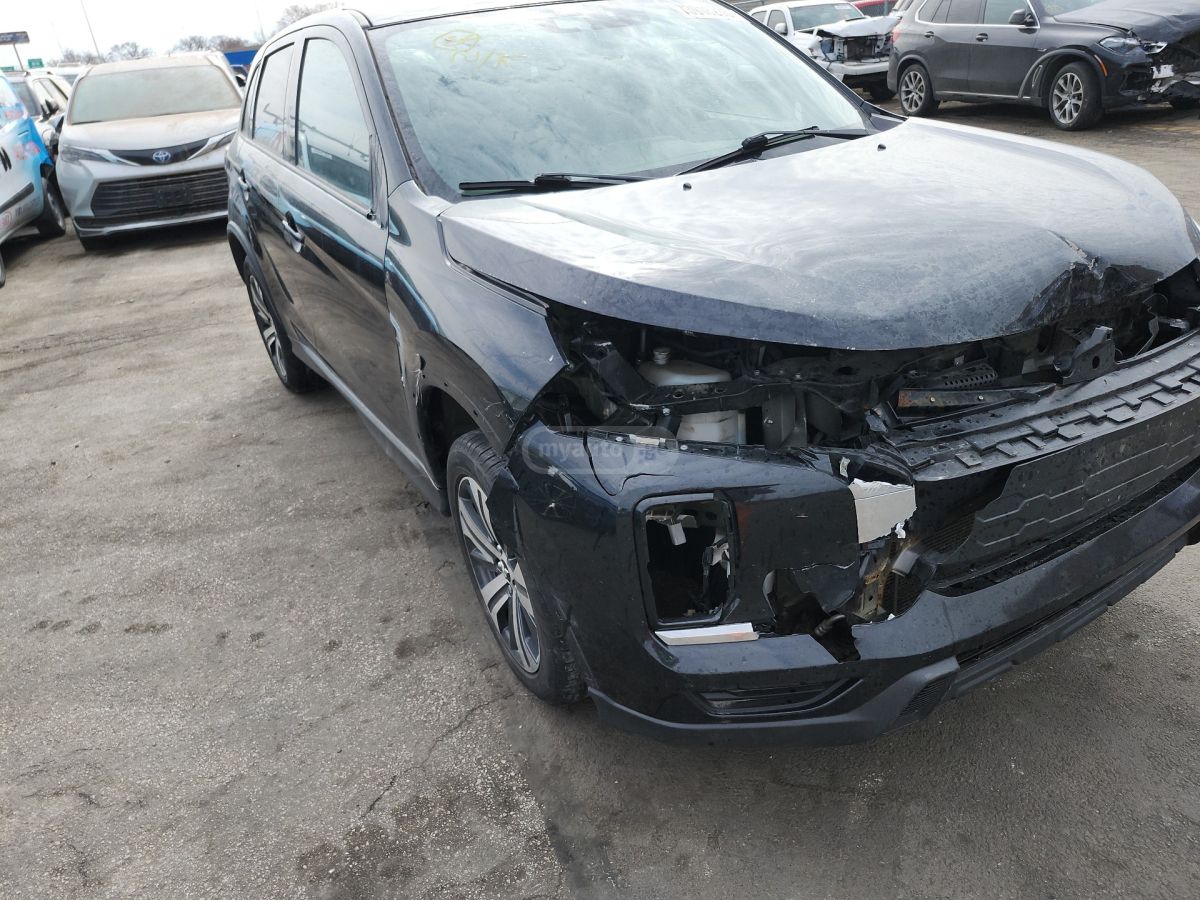 Mitsubishi Outlander Sport 2020 — photo 2