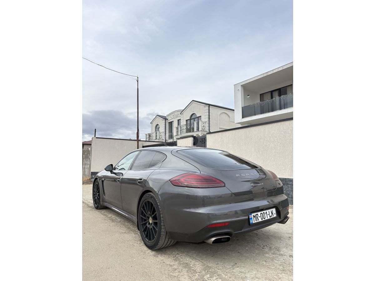 Porsche Panamera 2015 — photo 2