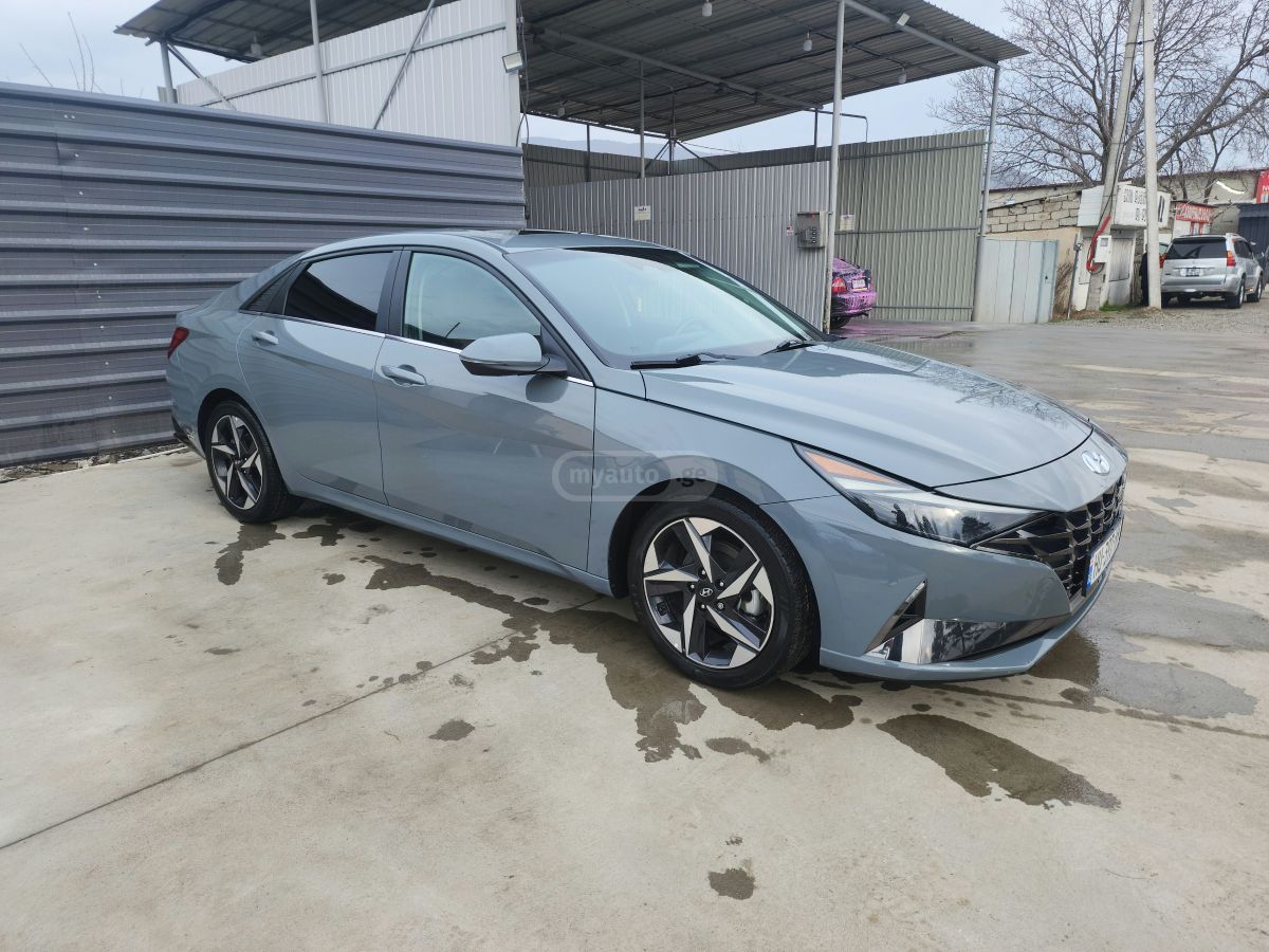 Hyundai Elantra 2021 — photo 2
