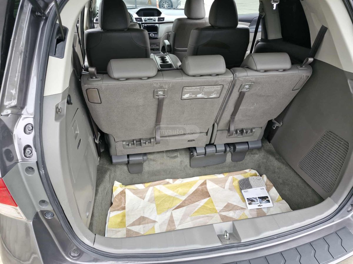 Honda Odyssey 2016 — photo 2