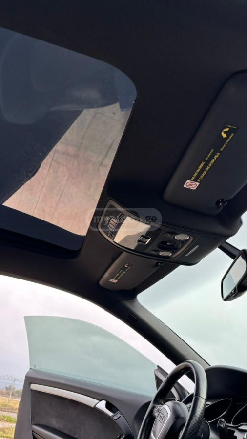 Audi A5 2011 — photo 2