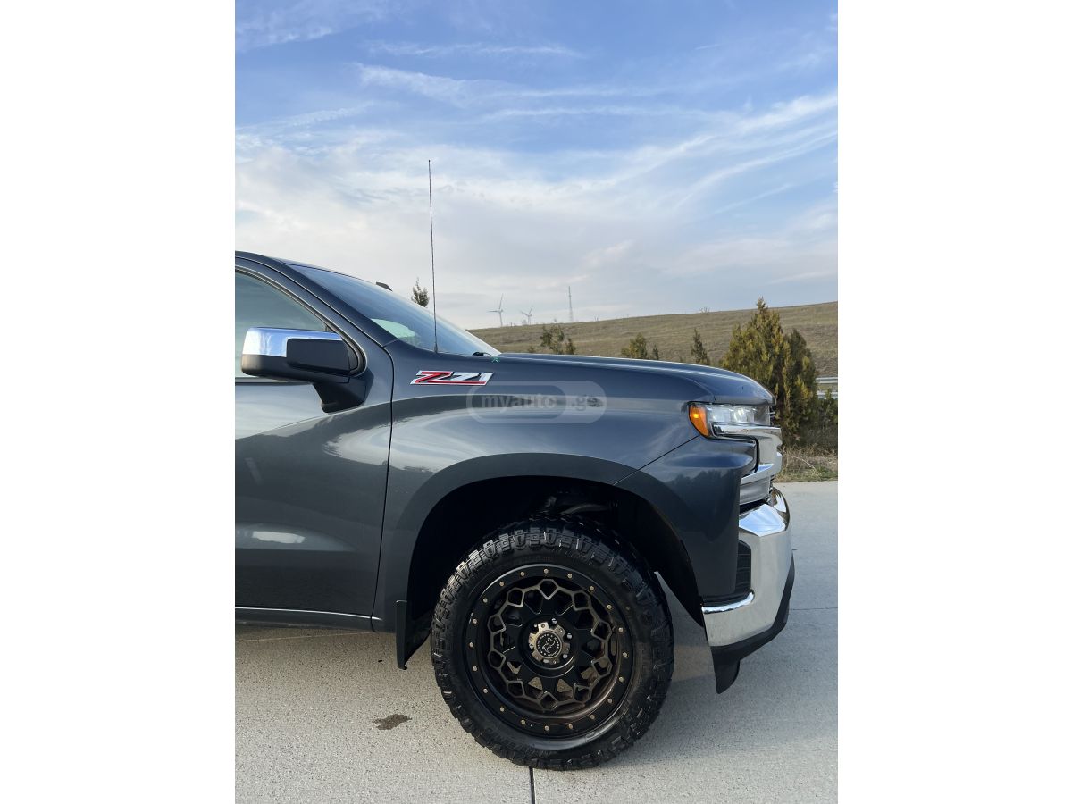 Ford F-150 2022 — photo 2