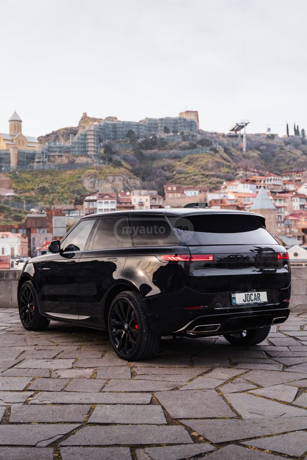 Land Rover Range Rover Sport 2022 — photo 2