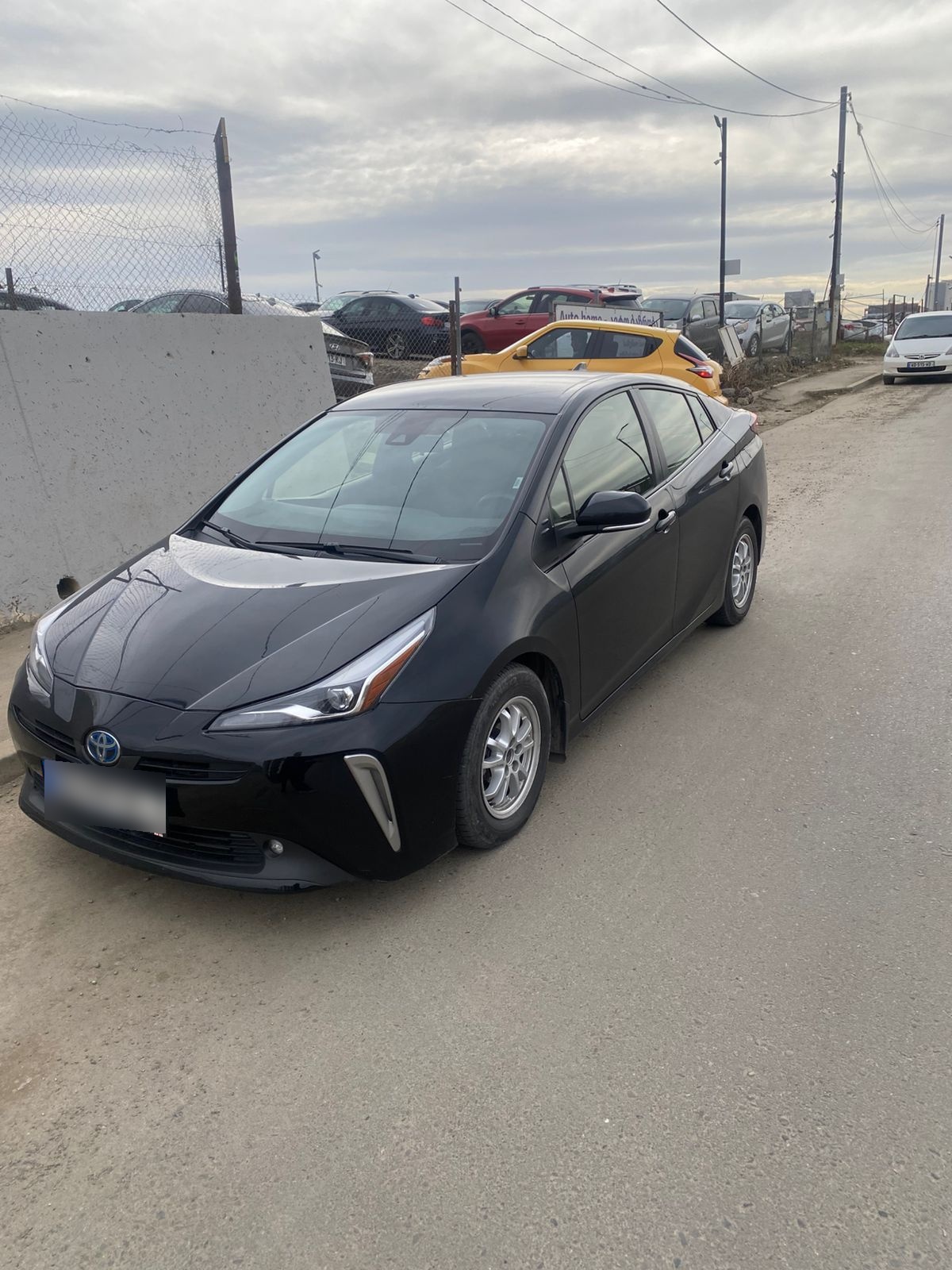Toyota Prius 2022 — photo 2