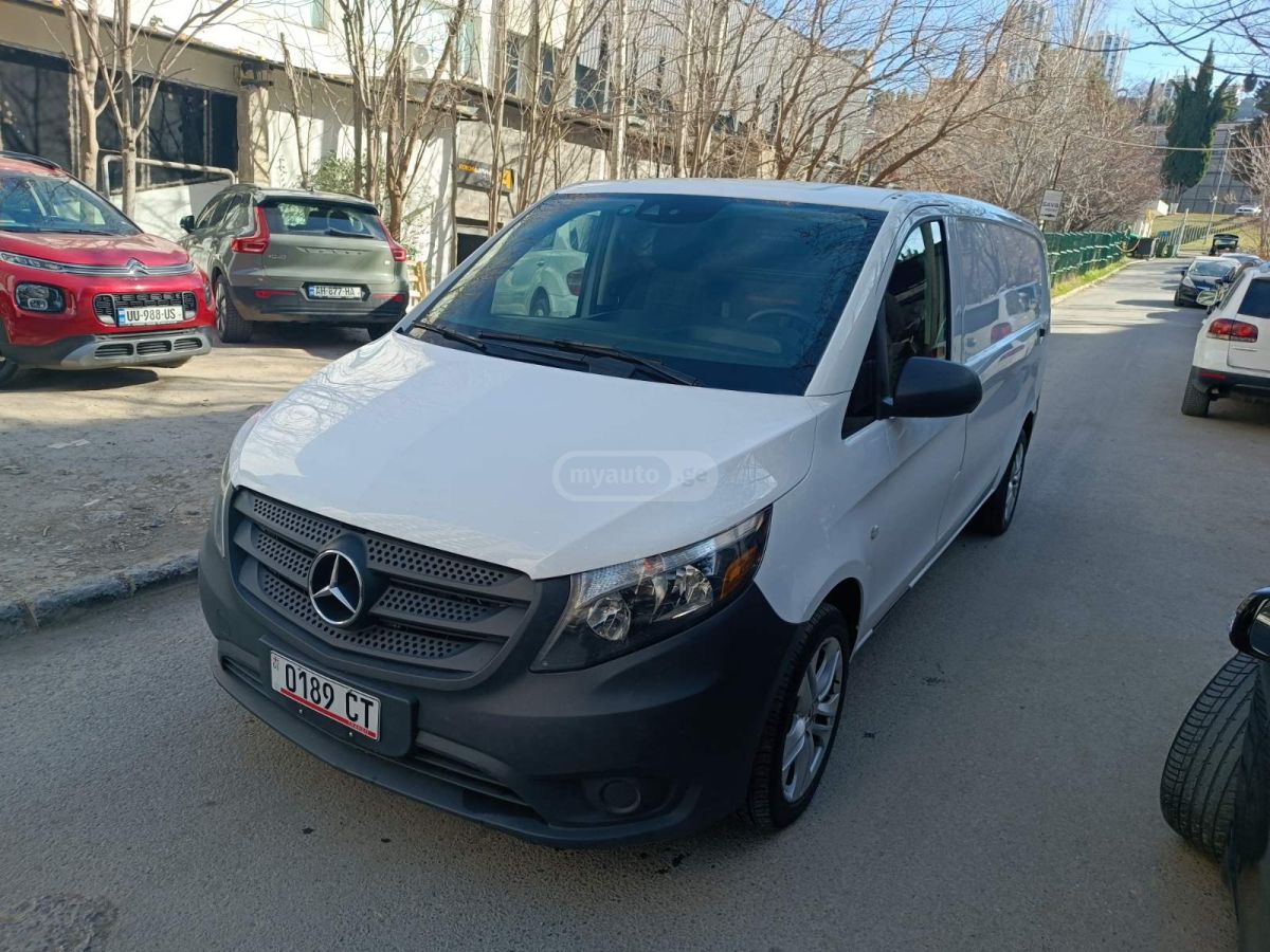 Mercedes-Benz Metris Passenger Van 2019 — photo 2
