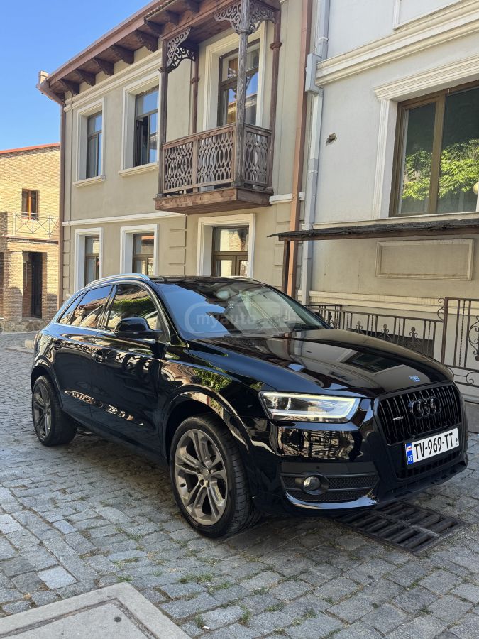 Audi Q3 2014 — photo 2