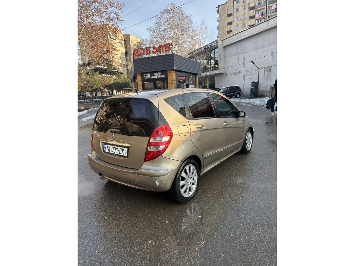 Mercedes-Benz A 200 2005 — photo 2