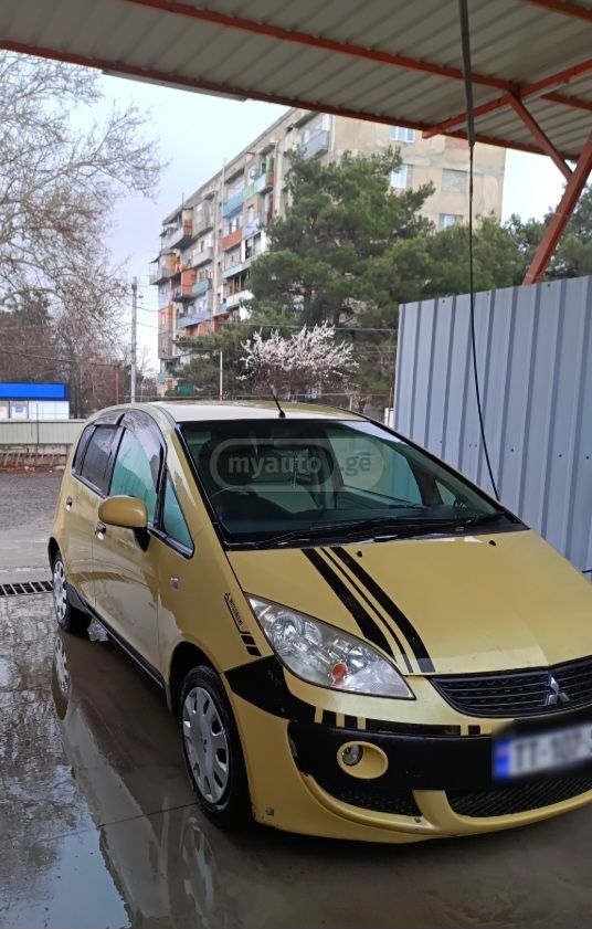Mitsubishi Colt