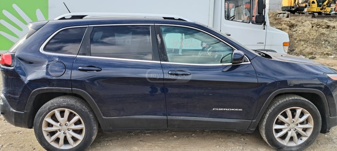 Jeep Cherokee 2014 — photo 2