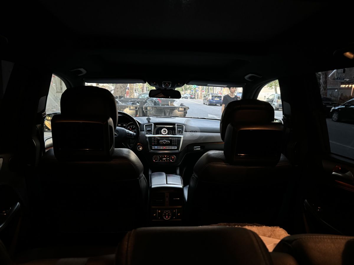 Mercedes-Benz GL 500 2014 — photo 2
