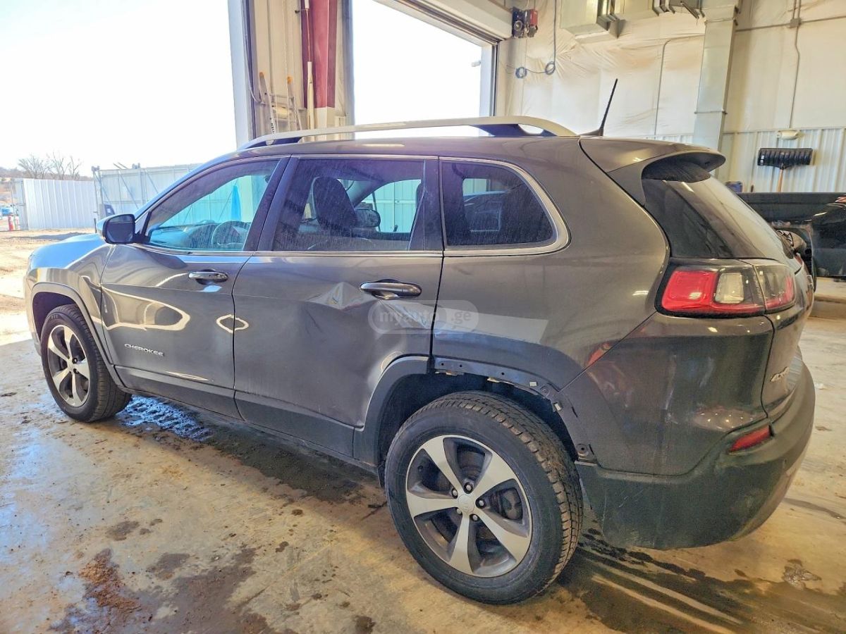 Jeep Cherokee 2019 — photo 2