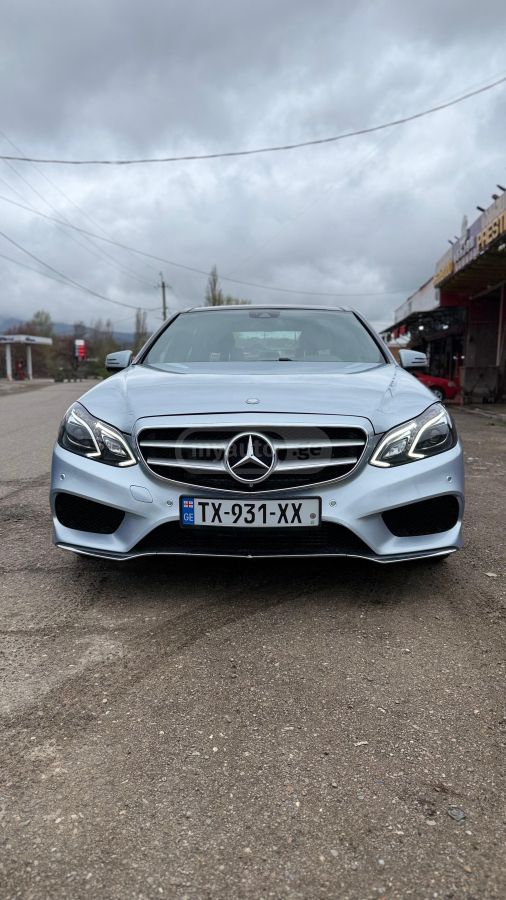 Mercedes-Benz E 250