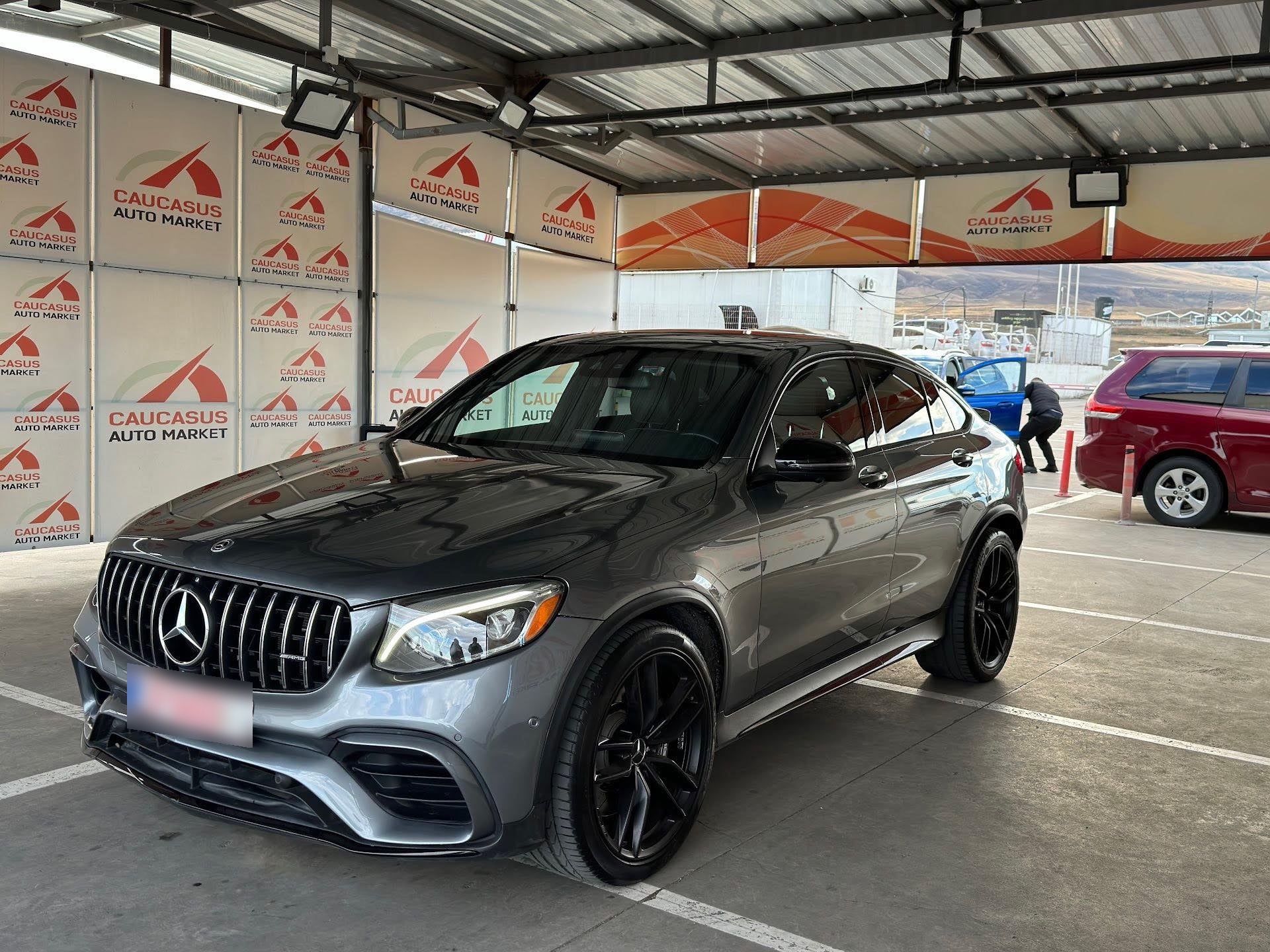 Mercedes-Benz GLC 63 AMG 2018 — photo 2