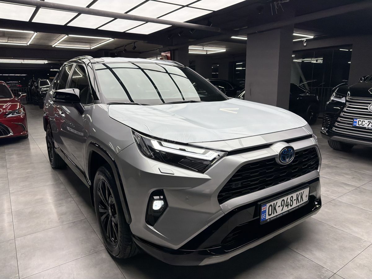Toyota RAV4 2025 — photo 2