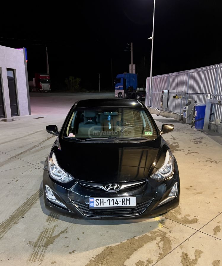 Hyundai Elantra