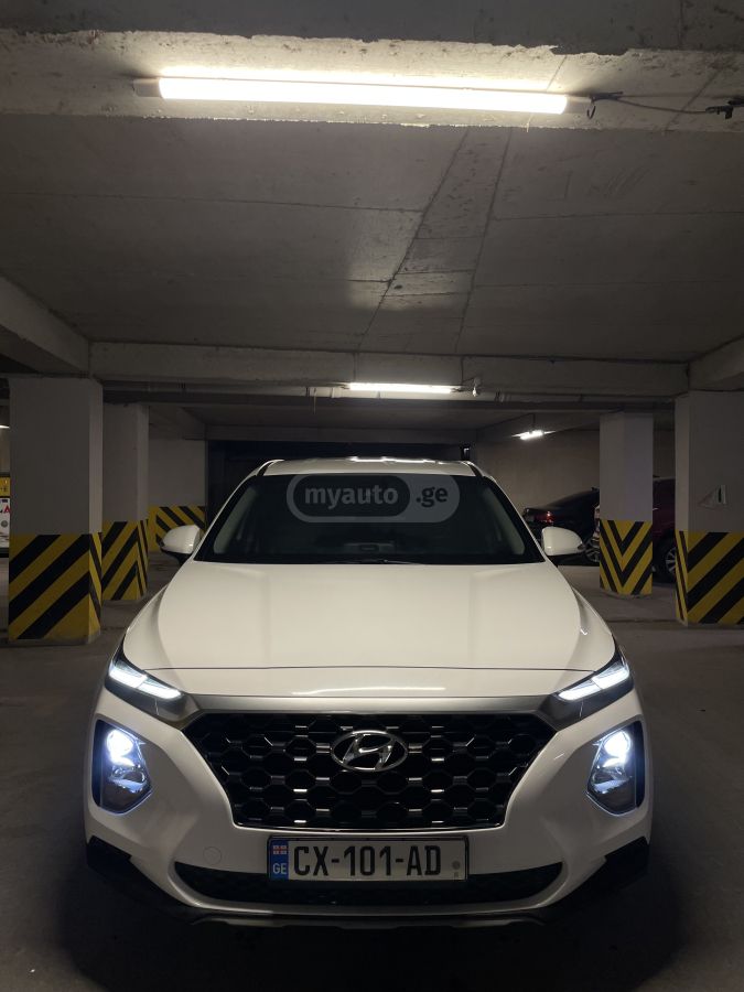 Hyundai Santa FE