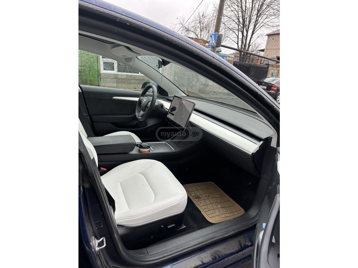 Tesla Model 3 2021 — photo 2