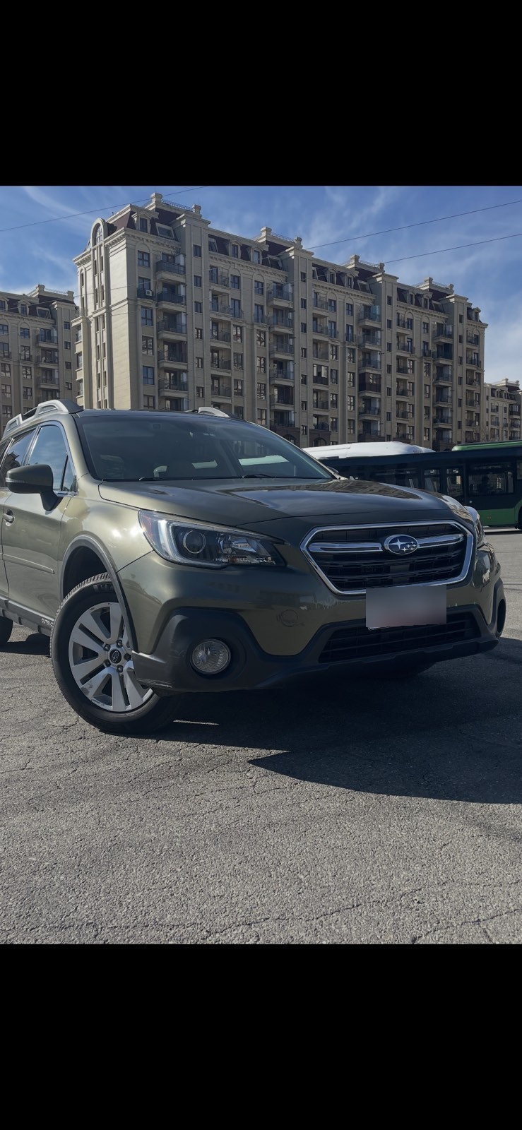 Subaru Outback 2017 — photo 2