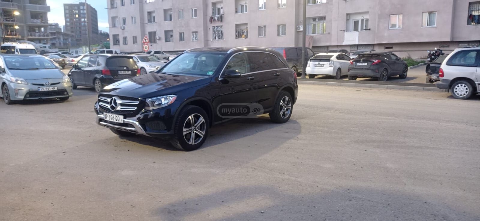 Mercedes-Benz GLC 300 2018 — photo 2