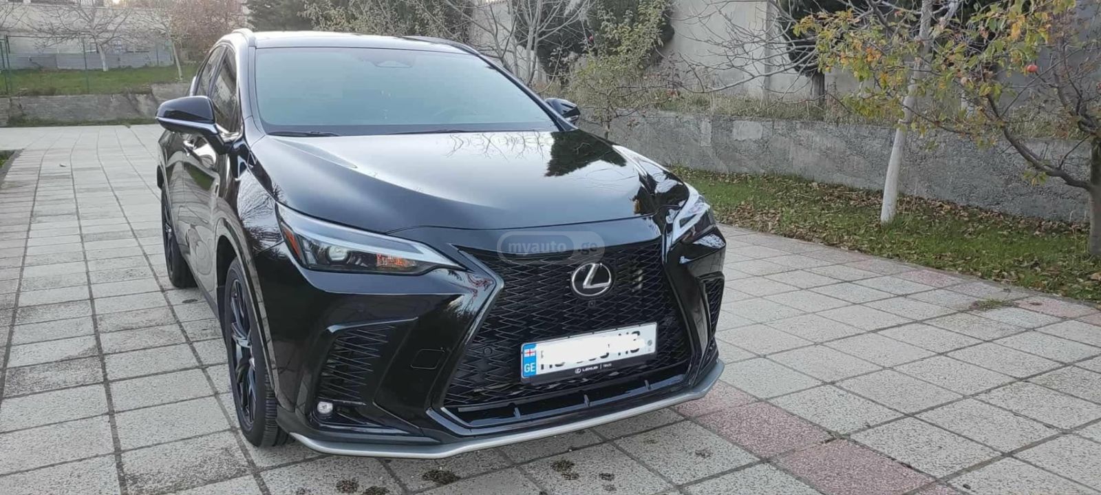 Lexus NX 350 2023 — photo 2