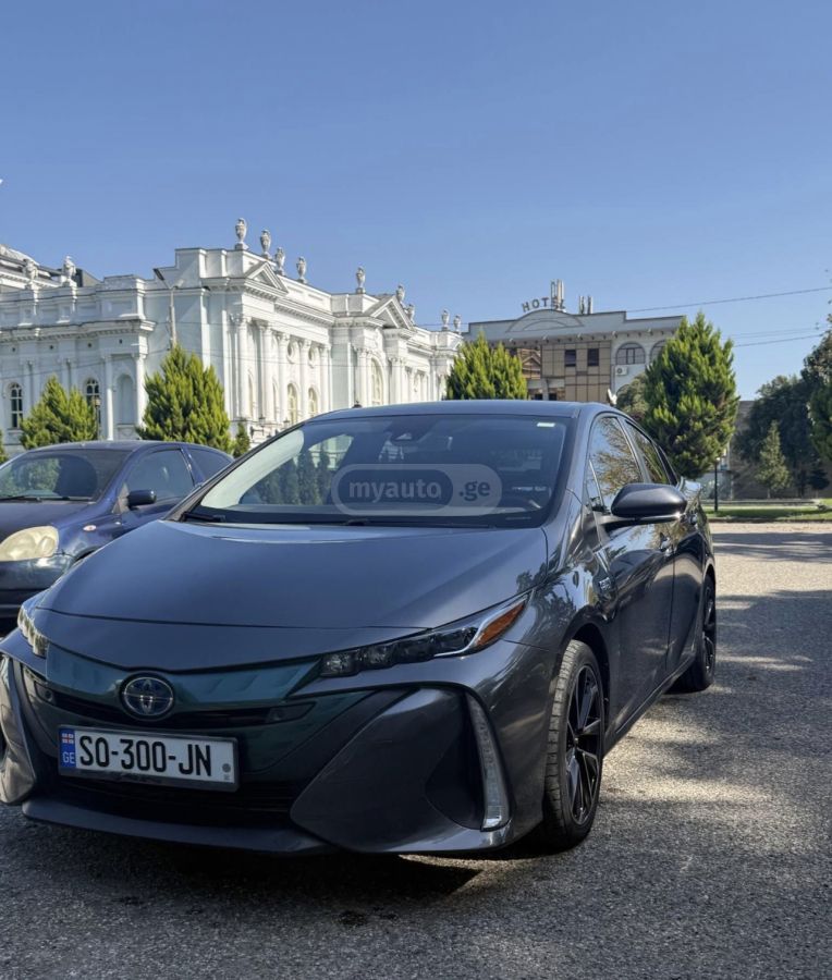 Toyota Prius Prime