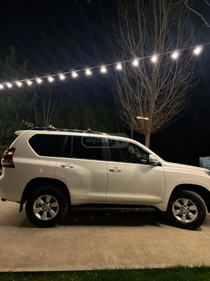 Toyota Land Cruiser Prado 2014 — photo 2