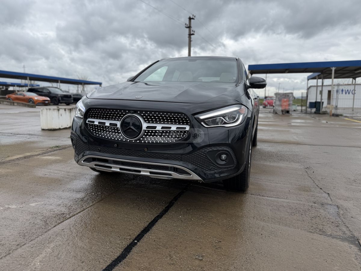 Mercedes-Benz GLA 250
