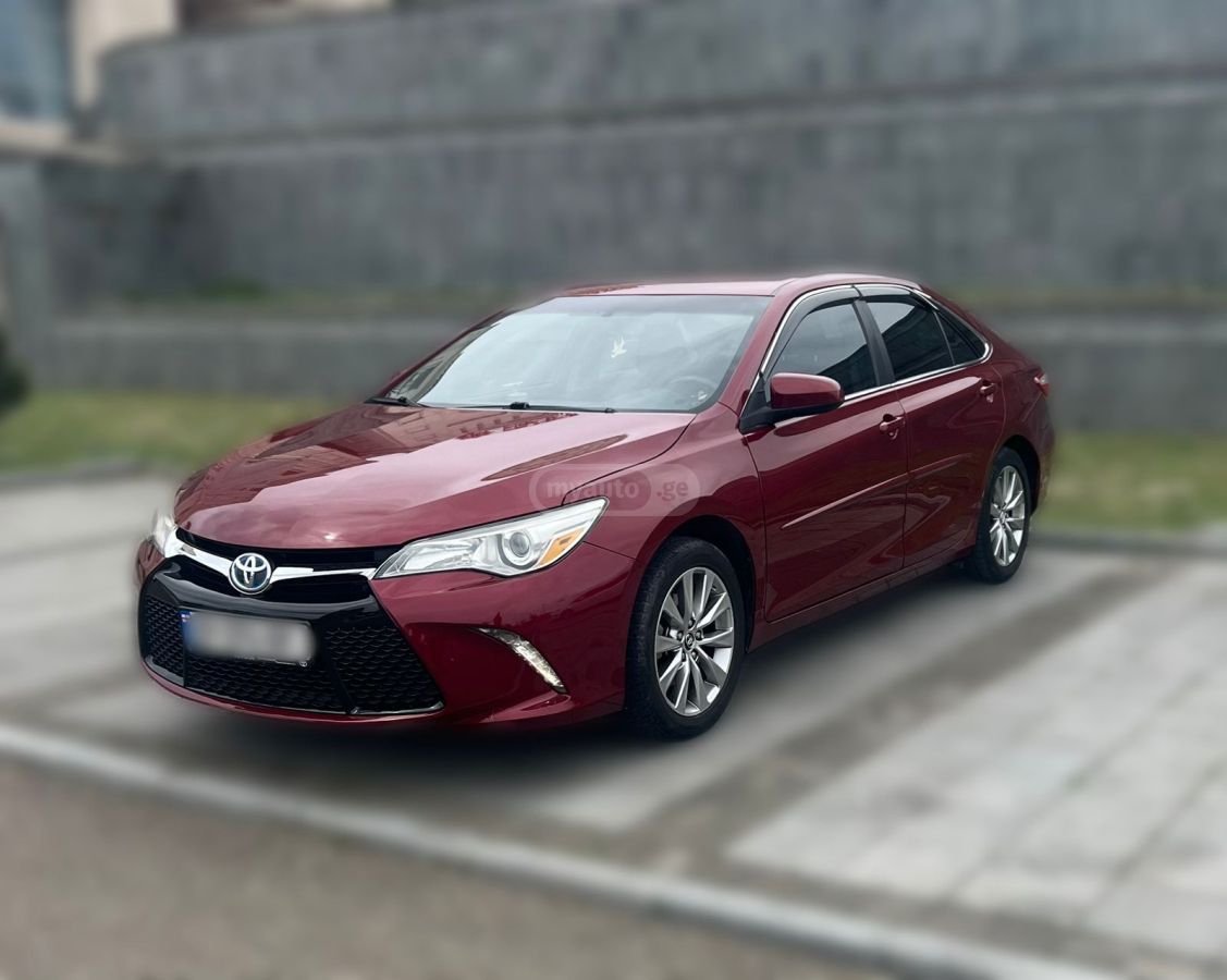 Toyota Camry 2015 — photo 2