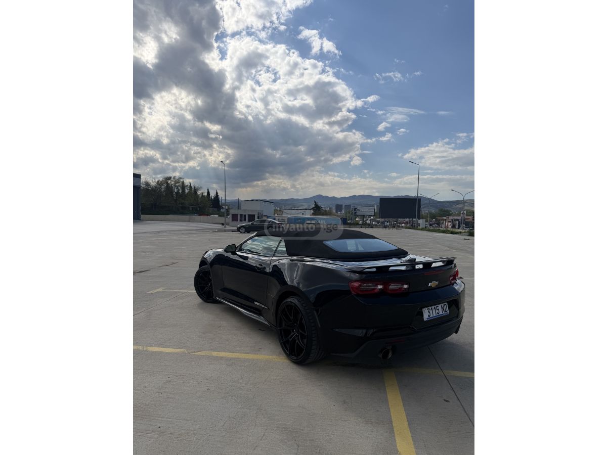 Chevrolet Camaro 2023 — photo 2