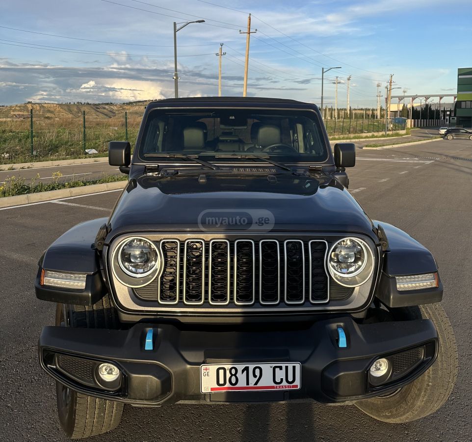 Jeep Wrangler 2024 — photo 2