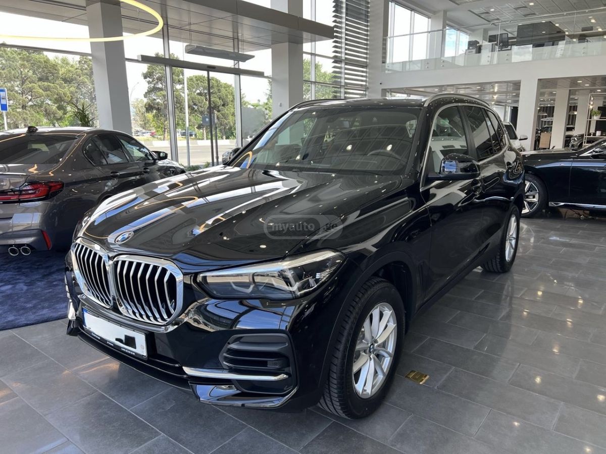 BMW X5 2023 — photo 2