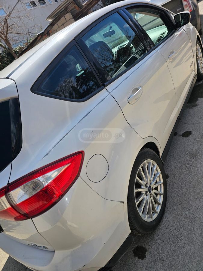 Ford C-Max 2014 — photo 2